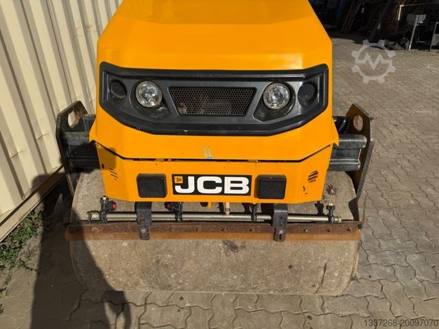 Walzenzug JCB CT260-120 / 2019 BJ / 609 H / 2.560 KG