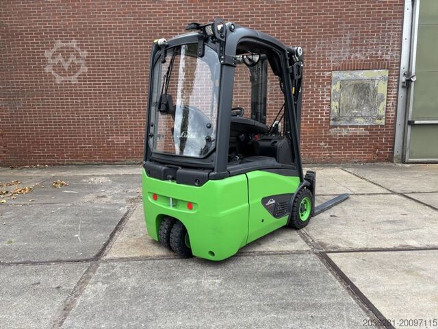 Elektrische vorkheftruck 3 wielen Linde E14-02