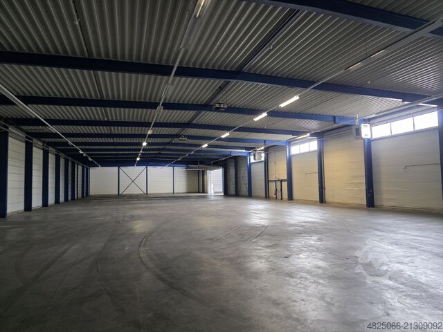 Commercial building 22x70 + 23x20 m Resteel 