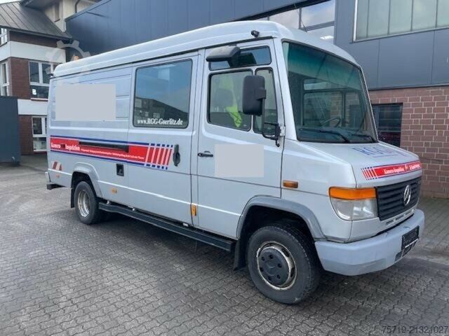 Tilpasset varevogn Mercedes-Benz Vario 615 DKA 4x2 Spülwagen