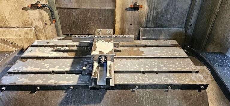 Verticale bewerkingscentrum Mazak VCN-410A