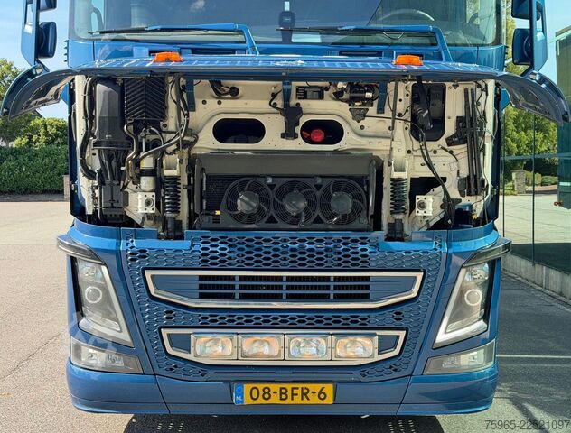 Camion frigorifique VOLVO FH 16.650 XL 6X2 FULL AIR FULL OPTIONS SIDE DOOR