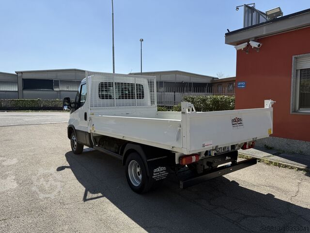 Wywrotka Iveco daily 35-160