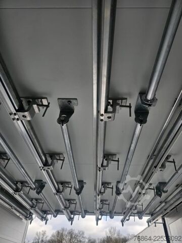 Låglastarsläpvagn SCHMITZ KüHLER, MEAT HANG, THERMO KING SLX 300, FLEISCHKüHLER 10 STüCK VERFüGBAR