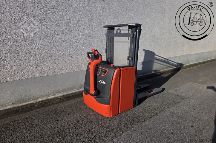 Wózek podnośnikowy ręczny Linde L14