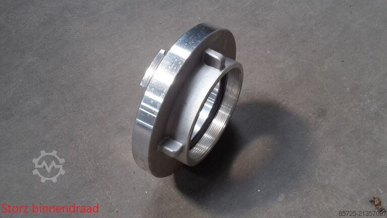 Fascetta per tubo per macchina irrigatrice  