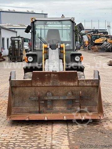 Kolový nakladač MECALAC AX 850 4x4 Schaufel Greifschaufel 2.539 Std.