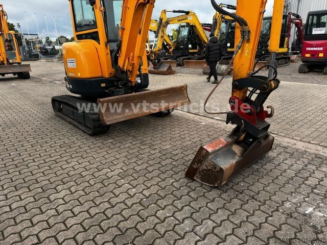 Mini excavator HYUNDAI Robex 35Z-9A Minibagger Schwenklöffel 867 Std.