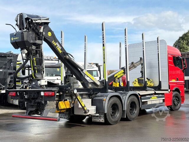Camião florestal MAN TGX 33.510 BL CH 6X4 mit TajfunLIV 150Z96,MIETE?