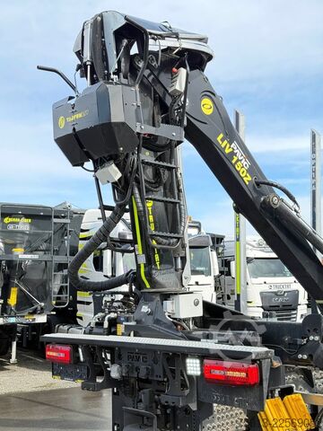 Camião florestal MAN TGX 33.510 BL CH 6X4 mit TajfunLIV 150Z96,MIETE?