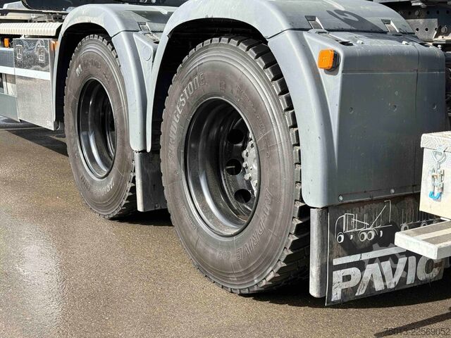 Camião florestal MAN TGX 33.510 BL CH 6X4 mit TajfunLIV 150Z96,MIETE?