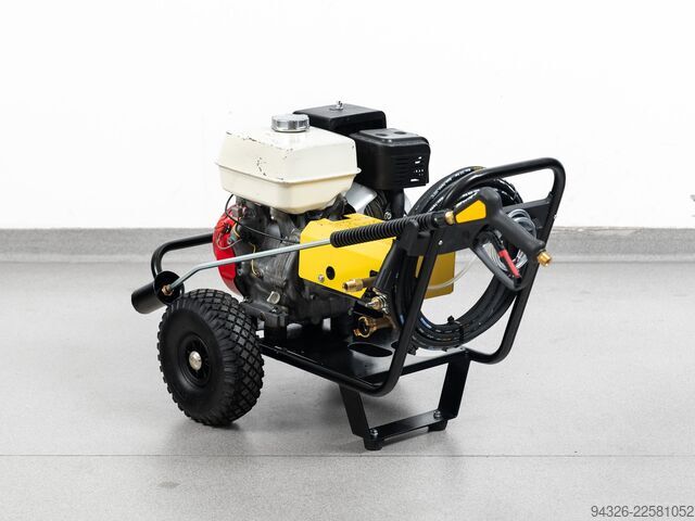 Kärcher HD 1050 B lavadora de alta pressão Kärcher HD 1050 B - HONDA GX390 - 230bar -930l/h