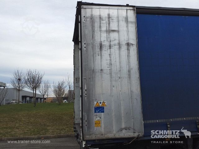 Semirimorchio con telone Schmitz Cargobull Semitrailer Curtainsider Standard Hayon