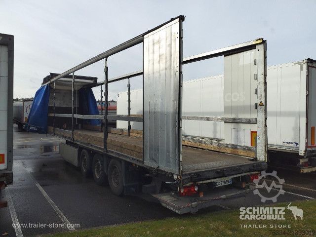 Semirimorchio con telone Schmitz Cargobull Semitrailer Curtainsider Standard Hayon