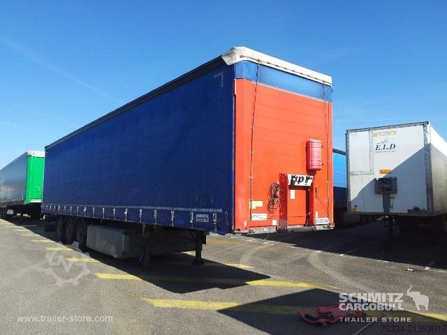 Semirimorchio con telone Schmitz Cargobull Semitrailer Curtainsider Standard