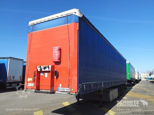 Semirimorchio con telone Schmitz Cargobull Semitrailer Curtainsider Standard