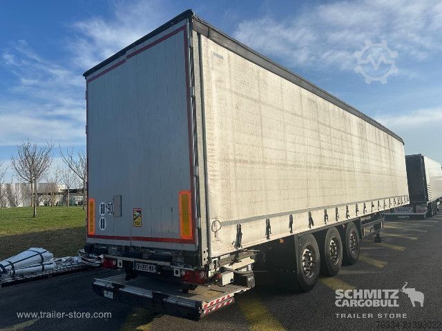 Semirimorchio con telone Schmitz Cargobull Semitrailer Curtainsider Standard Hayon