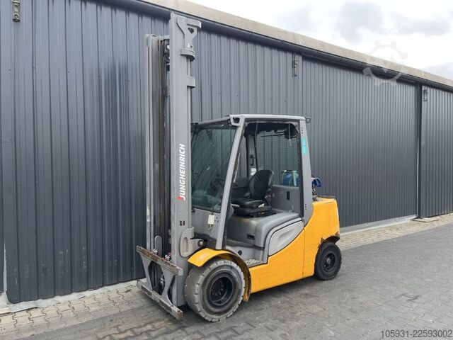 Stivuitoare GPL Jungheinrich TFG435s
