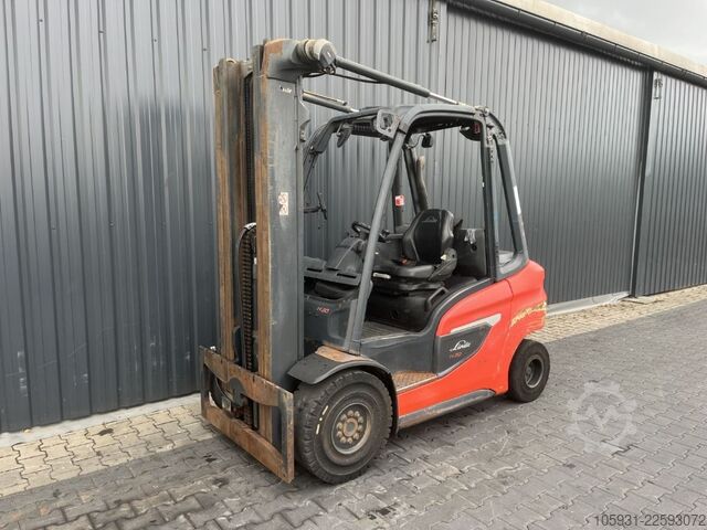 Stivuitoare diesel Linde H30D-01