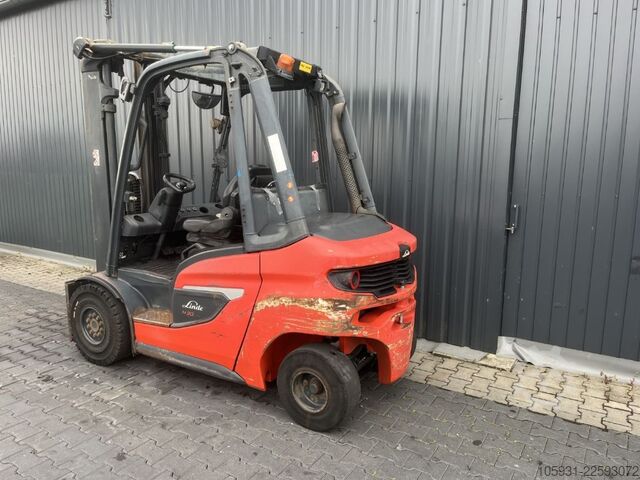 Stivuitoare diesel Linde H30D-01