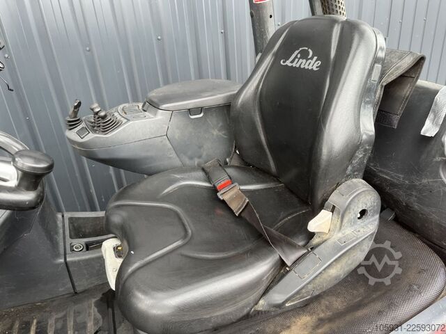 Stivuitoare diesel Linde H30D-01