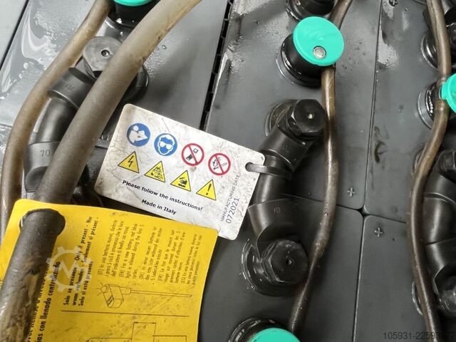 Stivuitor electric cu 4 roți Linde E40HL-01