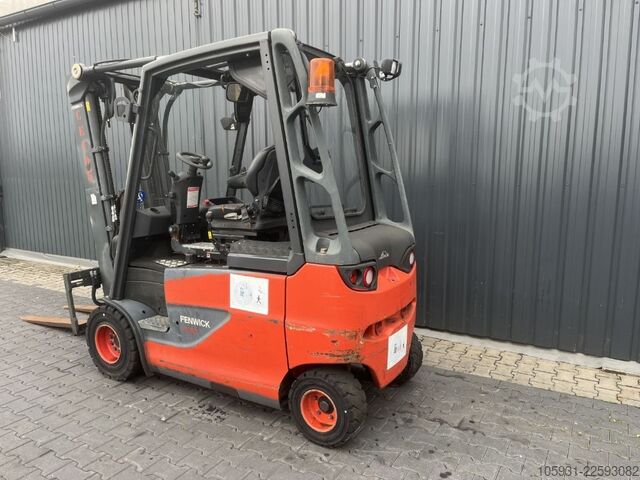 Stivuitor electric cu 4 roți Linde E30HL-01/600