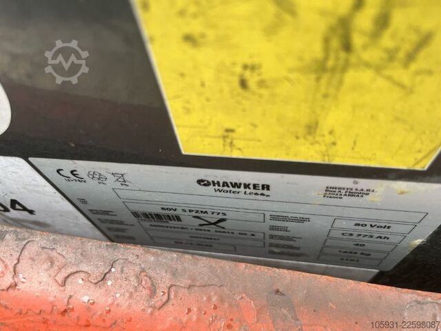 Stivuitor electric cu 4 roți Linde E30/600-02