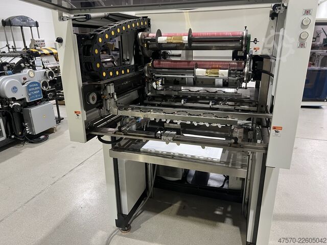 Stroj na ražbu horkou fólií TWQ-720RD Automatic Hot Foil Stamping Machine