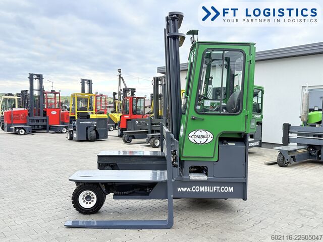 Empilhadeira multidirecional Combilift C4500 DIESEL WIDE-FORK-POSITIONER