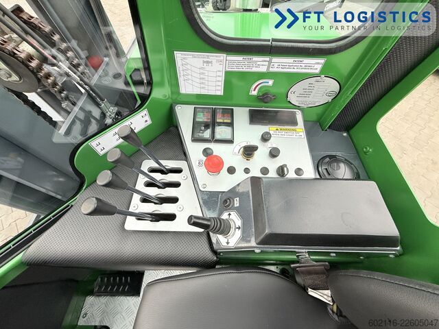 Empilhadeira multidirecional Combilift C4500 DIESEL WIDE-FORK-POSITIONER