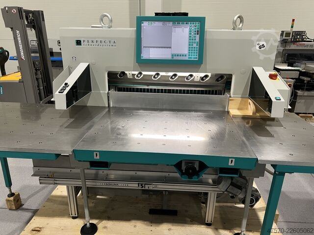 μηχάνημα κοπής χαρτιού Perfecta 92 TS ASE Paper Cutting Machine