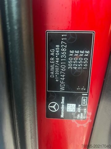 Skåpbil MERCEDES-BENZ Vito 110 CDI 6G KLIMA TEMPOMAT 3-SITZER SCHRÄNKE