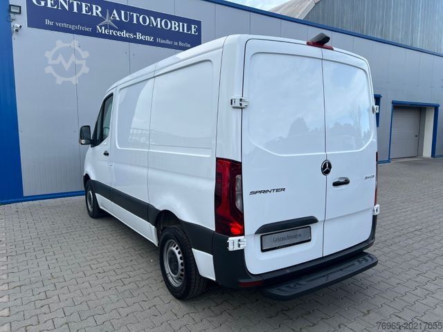 Skåpbil MERCEDES-BENZ Sprinter 314 9G KLIMA NAVI TOTWINKEL KAMERA LED