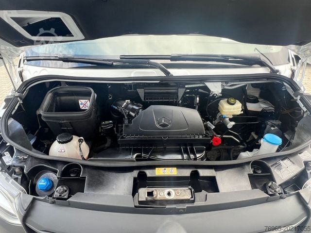 Skåpbil MERCEDES-BENZ Sprinter 314 9G KLIMA NAVI TOTWINKEL KAMERA LED