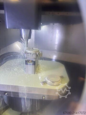 5-Achsen-Universal-Bearbeitungszentrum DMG DMU 100 EVO