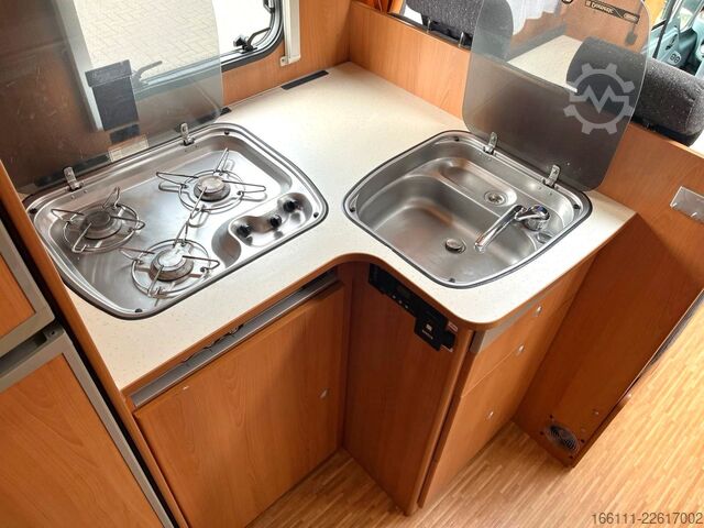 Alkoven Wohnmobil DETHLEFFS A 6975 - Garage - Festbett - Top-Ausstattung -