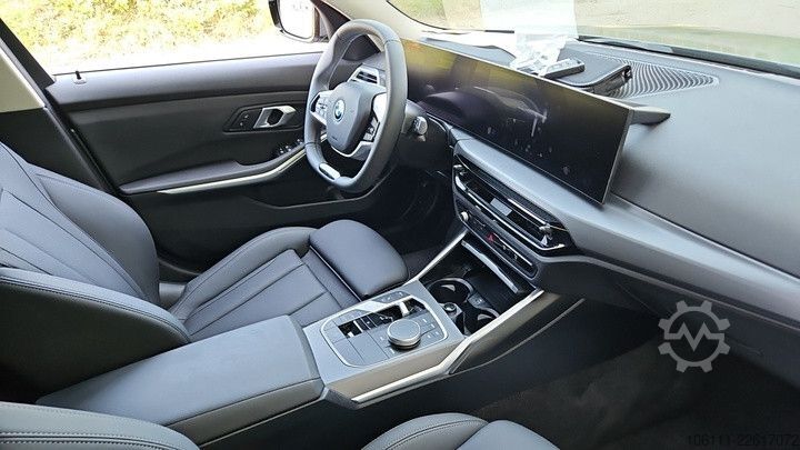 Kleinbus BMW 330 e Touring AHK Abstand Tempomat Keyless
