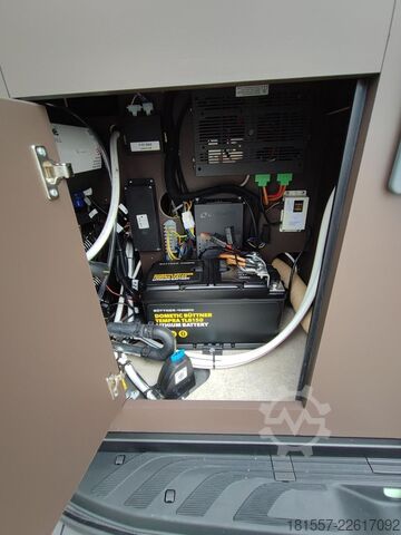 Kastenwagen Wohnmobil / Campervan BÜRSTNER Habiton X HMX 6.0
