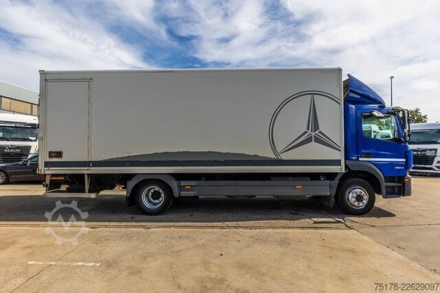 Kufr Mercedes-Benz ATEGO 1524 L + DHOLLANDIA 2T.