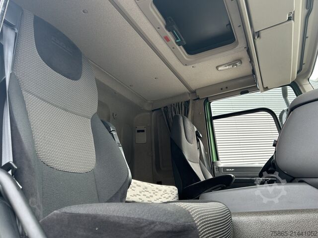 Standard-SZM DAF CF 330 FT Sleeper Cab / 645 dkm / NL Truck