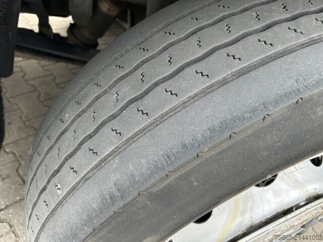 Standard-SZM DAF CF 330 FT Sleeper Cab / 645 dkm / NL Truck