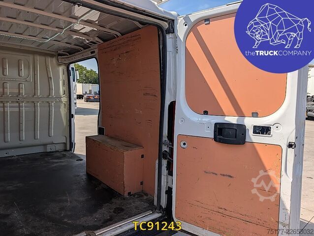 Duba panelată Citroën Jumper Tole L1H1 120 CH CLUB