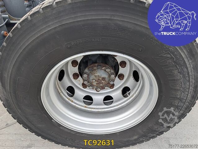 Chassi med hytt DAF XF 450