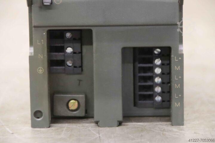 Alimentación Siemens 6ES7 307-1EAOO-OAAO