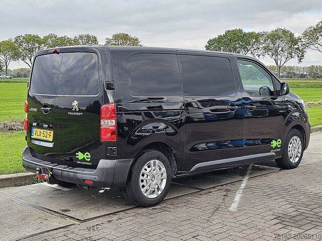 Kombi z wysokim dachem PEUGEOT E-EXPERT L2 50kWh Trekhaak!