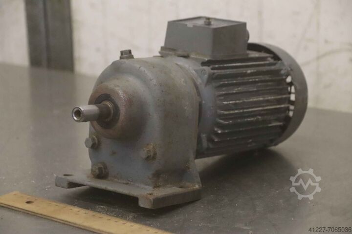 Gearmotor 0,18 kW 148 omdrejninger pr. minut Nord SK 0-63L74-016