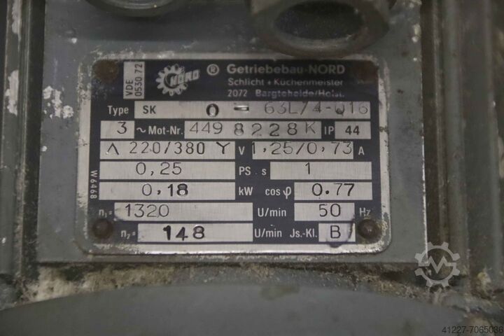 Gearmotor 0,18 kW 148 omdrejninger pr. minut Nord SK 0-63L74-016