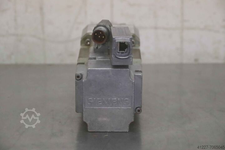 Serwonapęd z przekładnią Siemens 1FK7042-5AF71-1FAO
