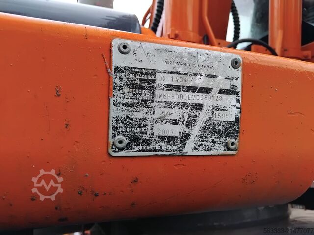 Kerekes kotrógép Doosan DX140W